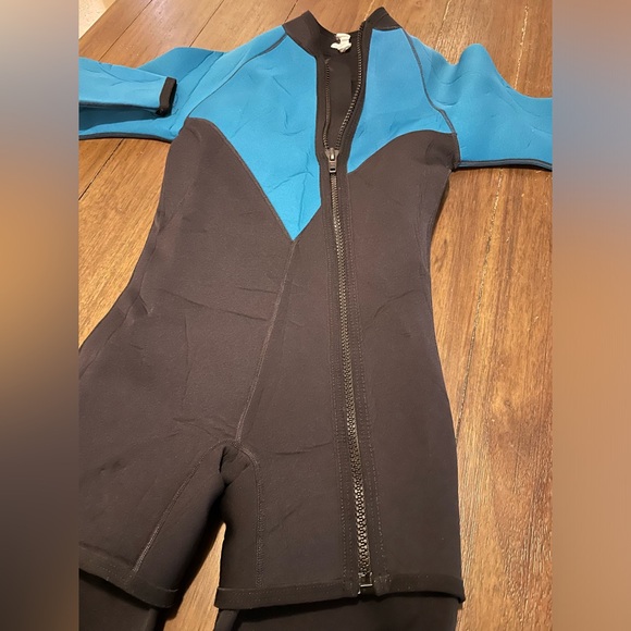 Comp Brand Large Wetsuit - Picture 4 of 12